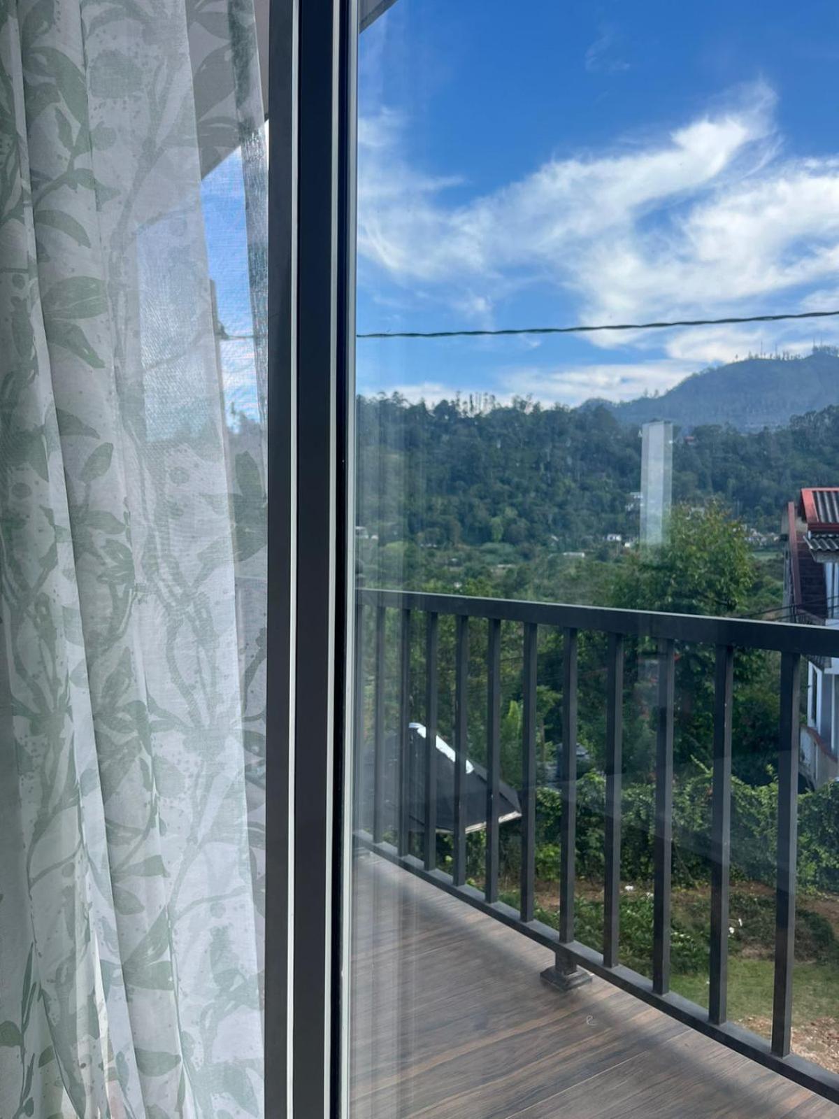 Bloom House Homestay バンダーラウェラ エクステリア 写真